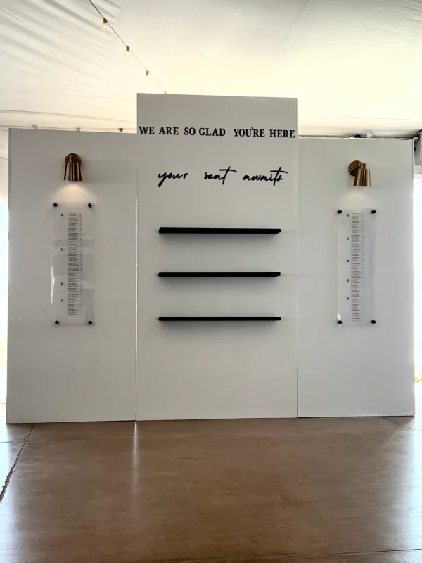 Black and White Modern Seating Chart