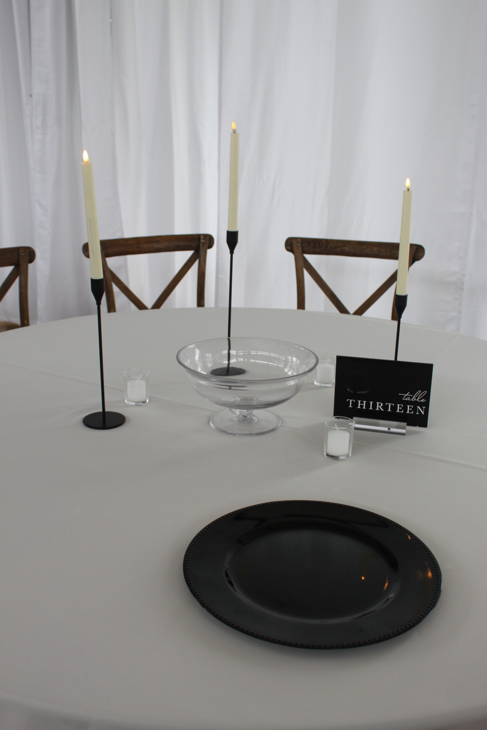 Classic Black & White Package - Guest Table - Image 2