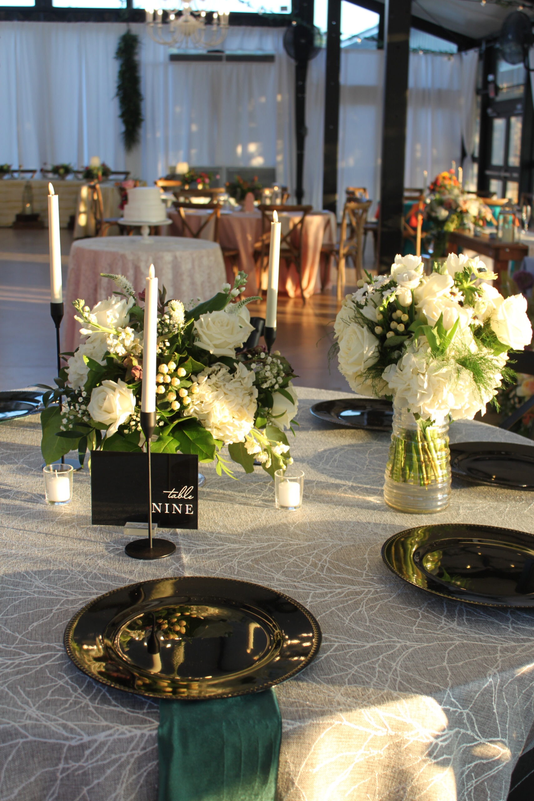Classic Black & White Package - Guest Table - Image 2