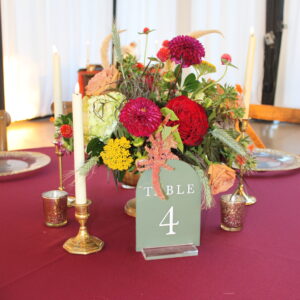 Alternative view of Gold Package - Guest Table